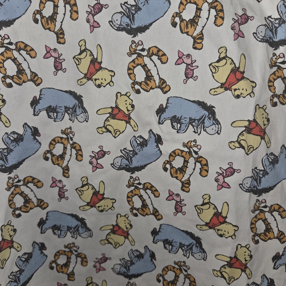 Disney Winnie the Pooh Apron - Picture 3 of 5